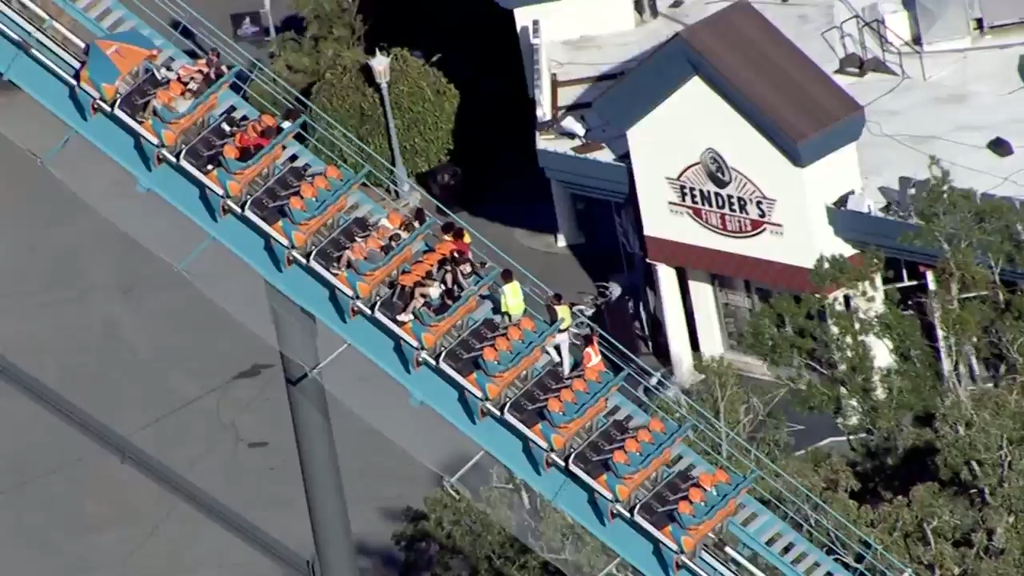 Man dies in fall from Six Flags Over Georgia roller coaster, several injured, police and witnesses say — WCCO / CBS Minnesota, Waconia Real Estate news