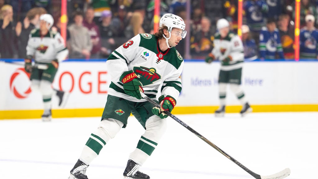 Quinn Hughes has goal, assist in his Vancouver return in Wild's 4-2 victory — WCCO / CBS Minnesota, Waconia Sports news