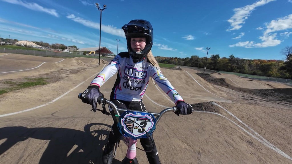 Woodbury BMX world champion continues to outpace competition at 14 — WCCO / CBS Minnesota, Waconia Schools news