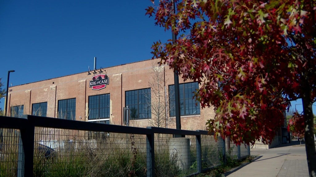Boxing gym, bar brings new life to former Schmidt Brewery site in St. Paul — WCCO / CBS Minnesota, Waconia Real Estate news