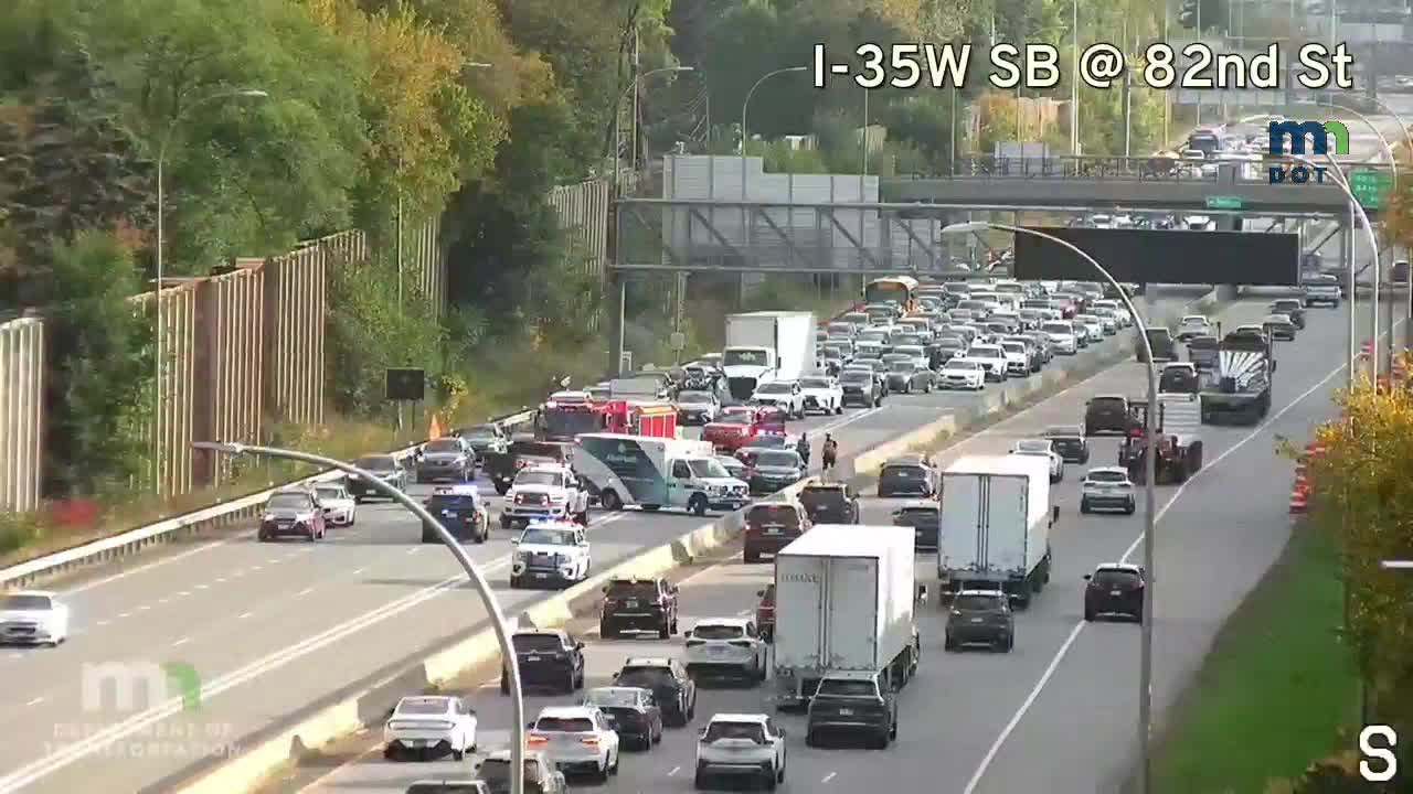 1 seriously injured after 3-vehicle crash on I-35W in Bloomington — KSTP 5, Waconia Health news