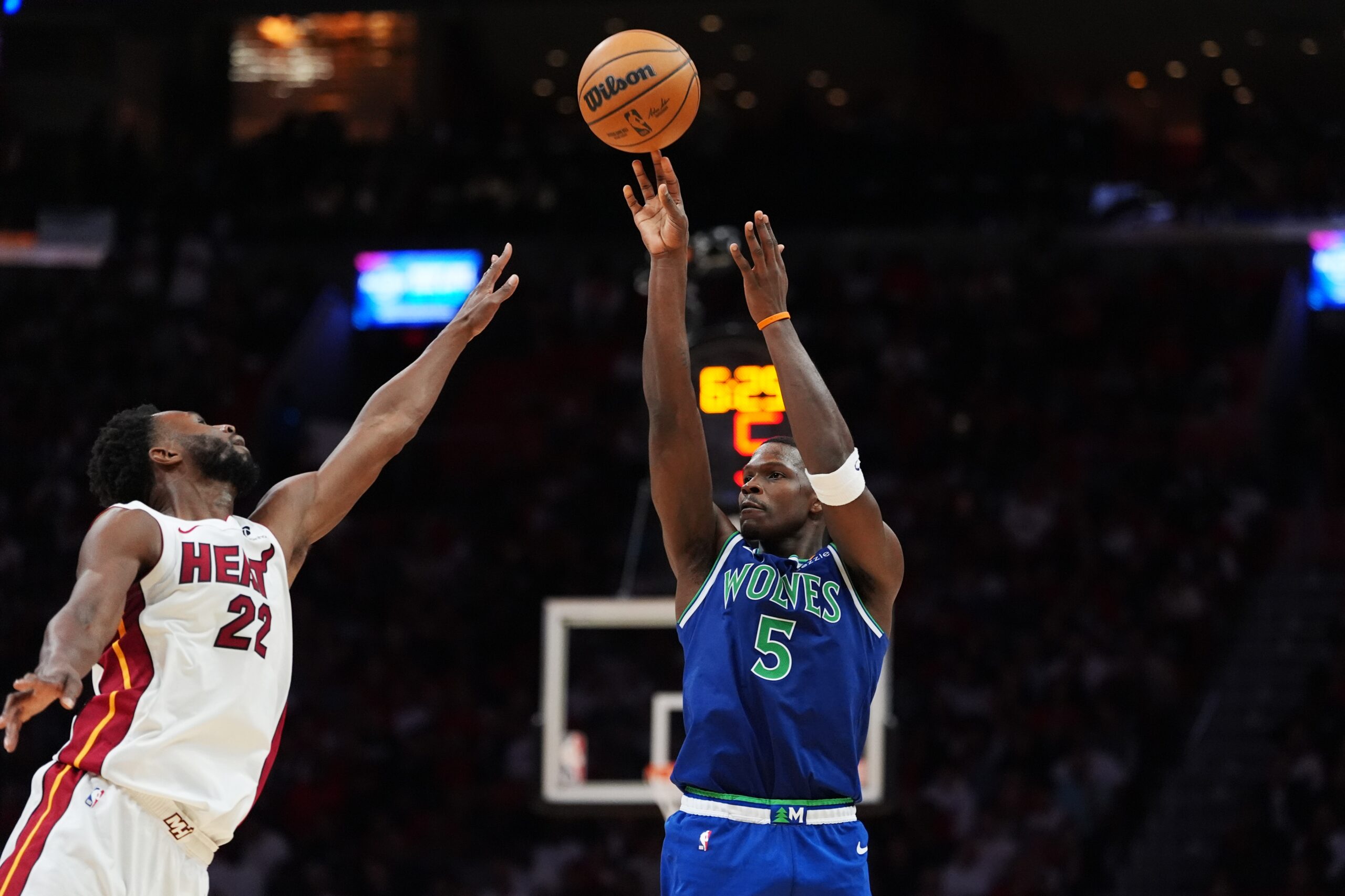 Anthony Edwards scores 45, Wolves roll past Heat 131-106 to spoil Giannis’ opener — KSTP 5, Waconia Business news