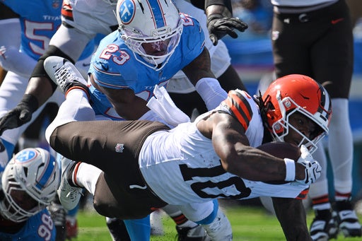 Chicago Bears acquire DT Jeffery Simmons in trade with the Tennessee Titans, AP source says — Waconia Business news