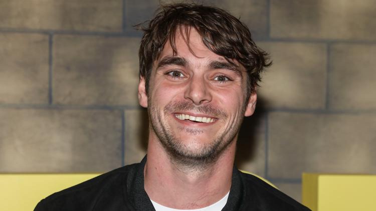 'Breaking Bad' actor RJ Mitte dies at 34, reports say — KARE 11 Entertainment, Waconia Arts news
